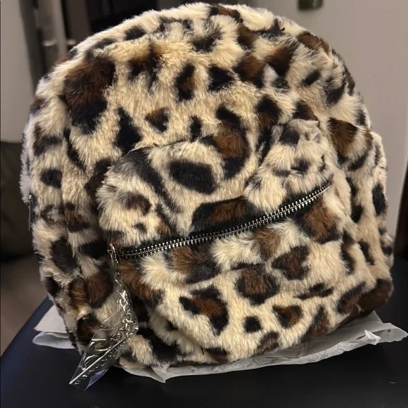 Gilda Paris Leopard Faux Fur Mini Backpack • NWT❣️❣️ display picture 1